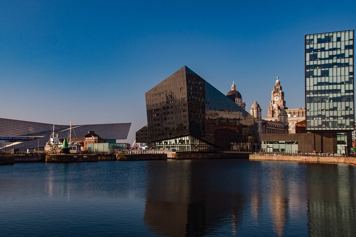 One-Way Private Transfer From/To Liverpool John Lennon Airport - Photo 1 of 3